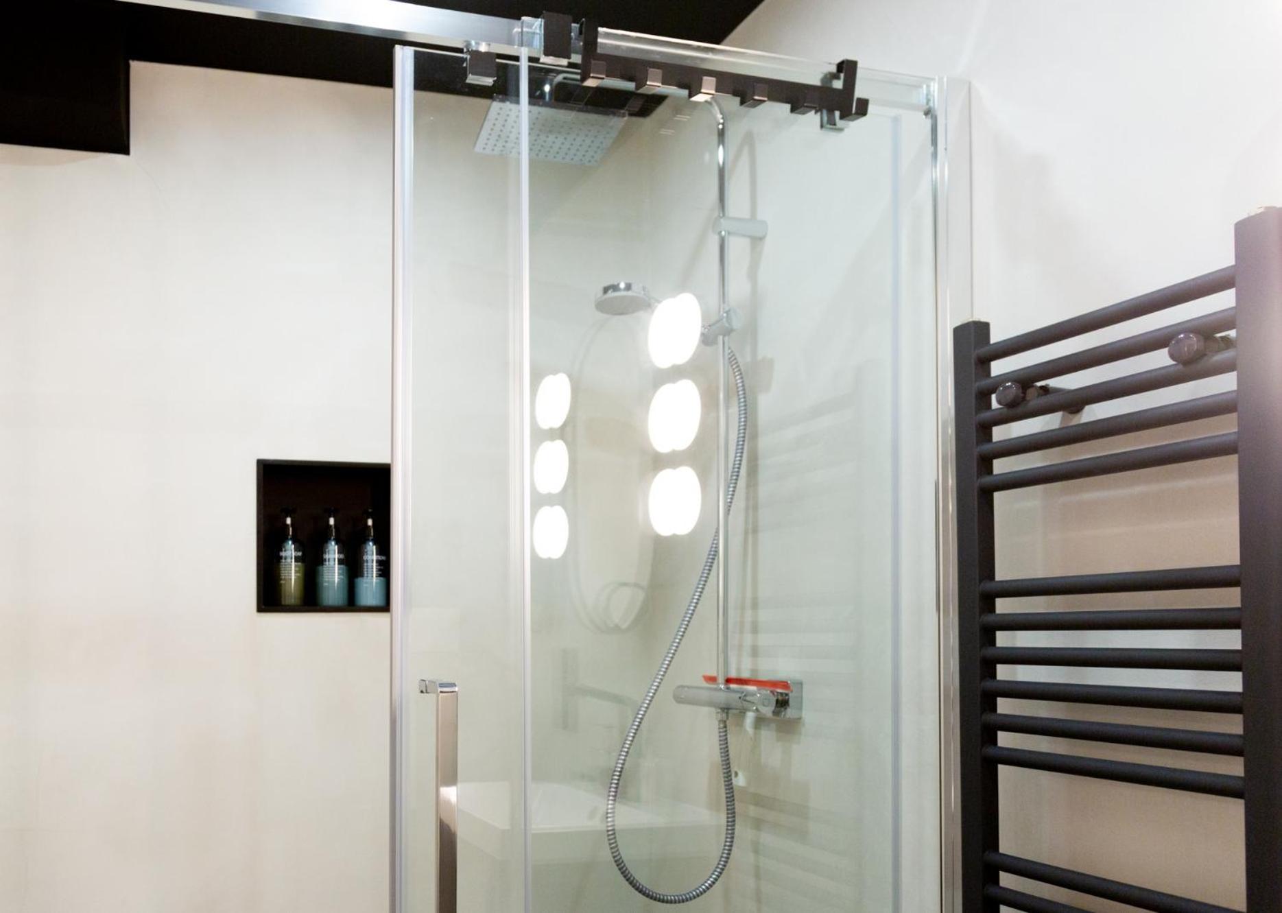 Micasa Ol - Modernes Apartment In City Bestlage - Kueche - Wlan - Balkon - Fugenloses Bad 올덴부르크 외부 사진